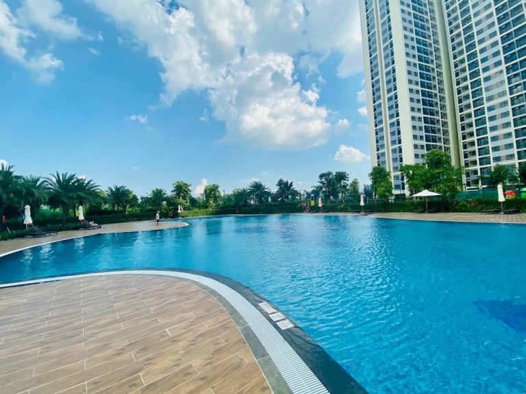 Hồ Bơi Vinhomes Grand Park: Thiên Đường Giải Nhiệt Cho Cả Gia Đình