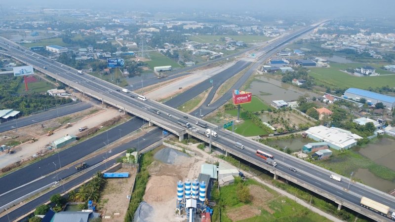 vanh-dai-3-tp-hcm-tang-toc-ve-dich-can-canh-cong-truong-soi-dong-mo-rong-khong-gian-phat-trien-lien-vung 2-0